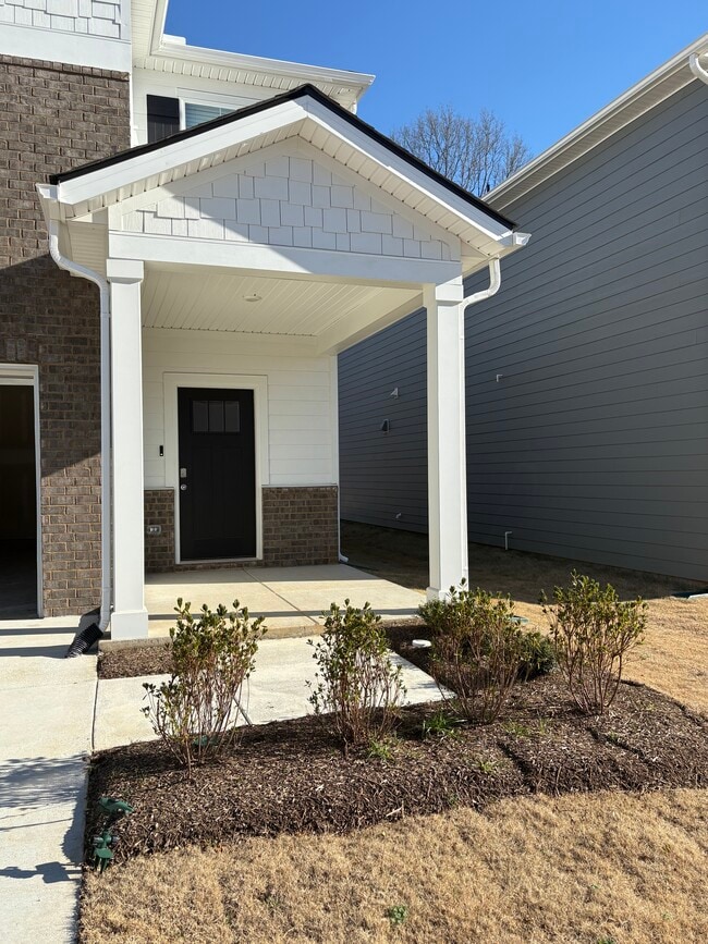 Building Photo - 4316 Oswin Dr