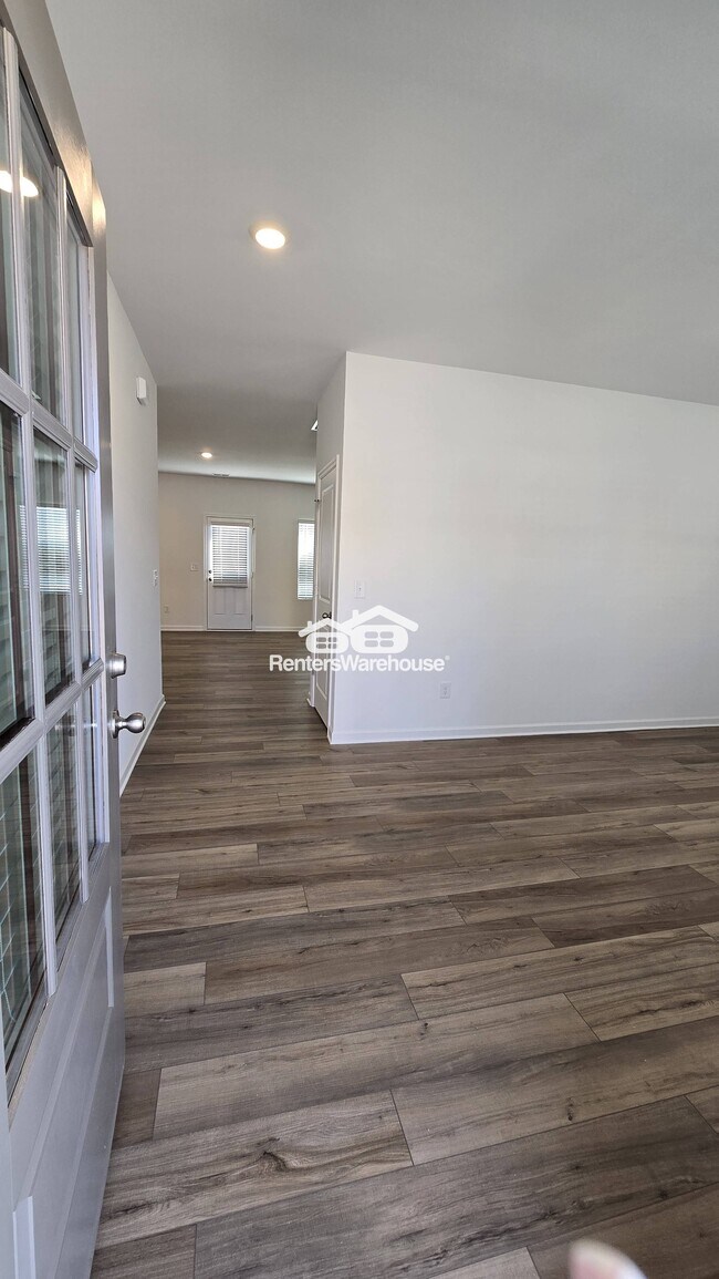 Foto del edificio - 2133 Boxwood Cir