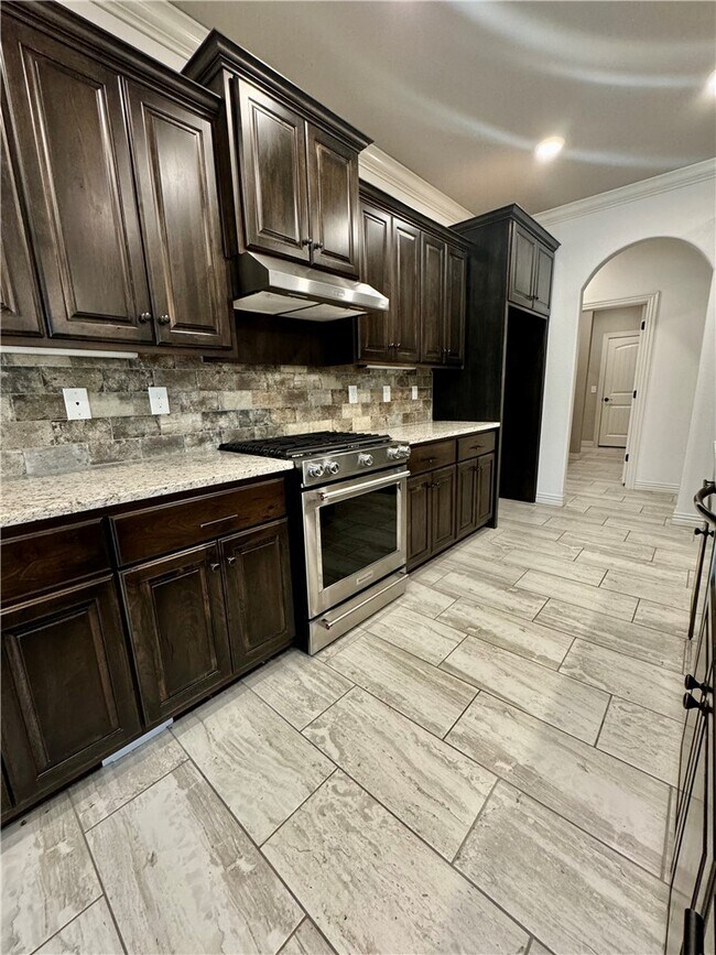 Foto del edificio - 1300 Hickory St