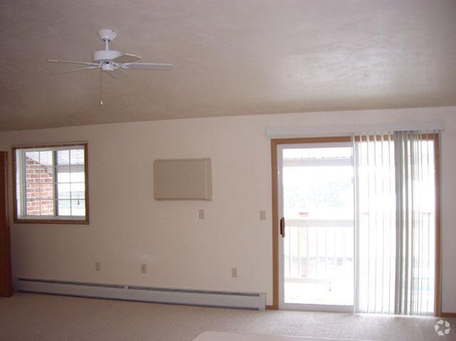 Living Room - Menasha Estates/ Heritage Estates