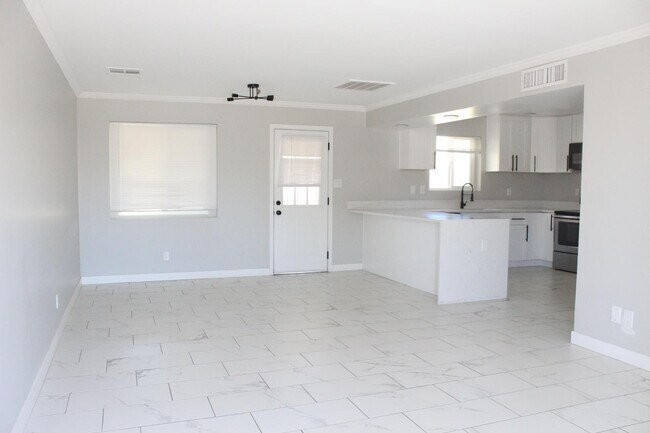 Foto del edificio - 3932 W Griswold Rd