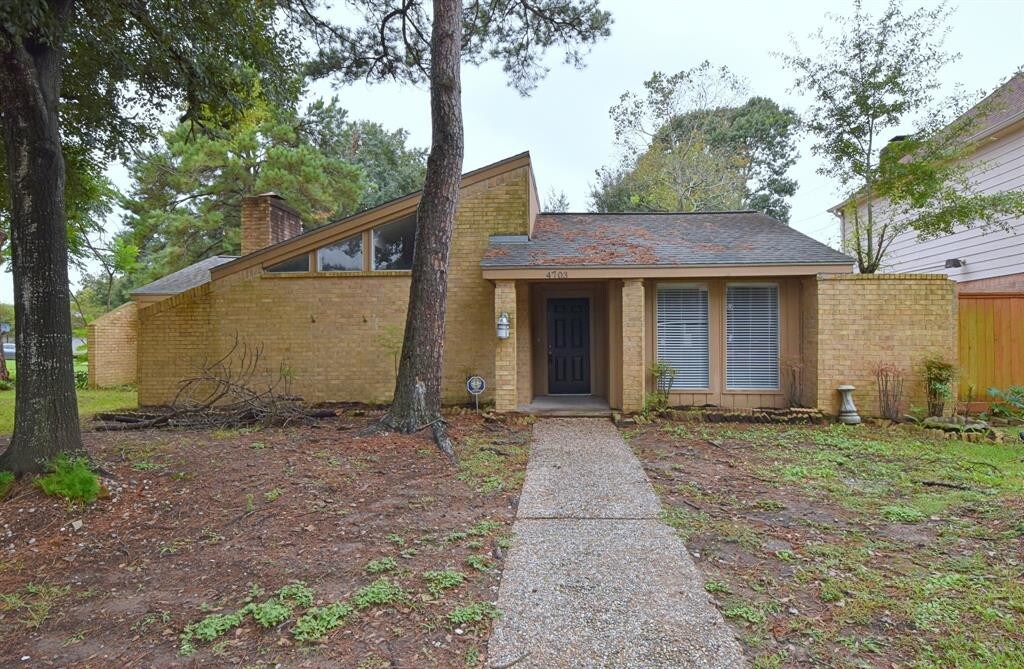 Primary Photo - 4703 Eagle Trail Dr