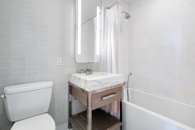 Foto del edificio - 389 E 89th St