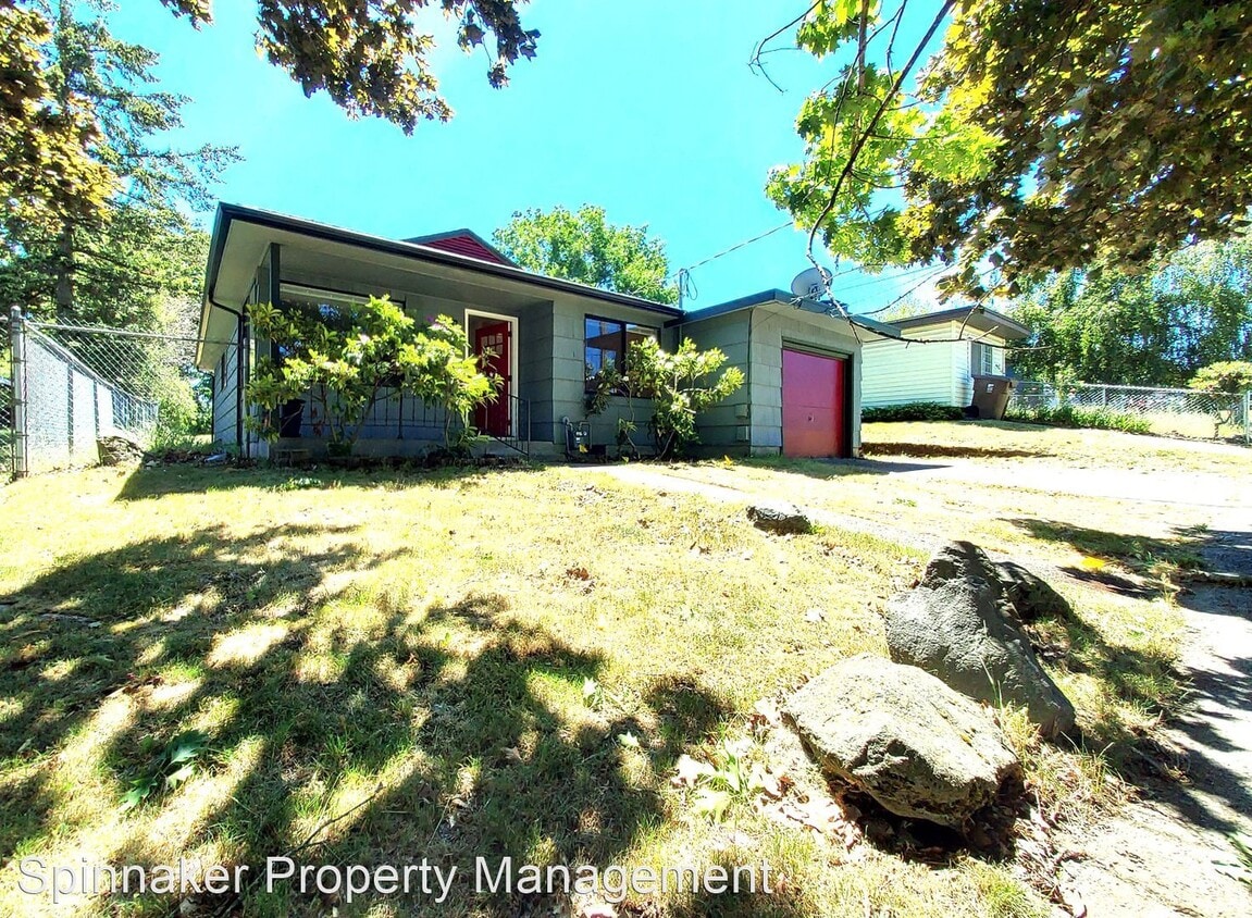 Primary Photo - 3 br, 1 bath House - 3247 S Thompson Ave.