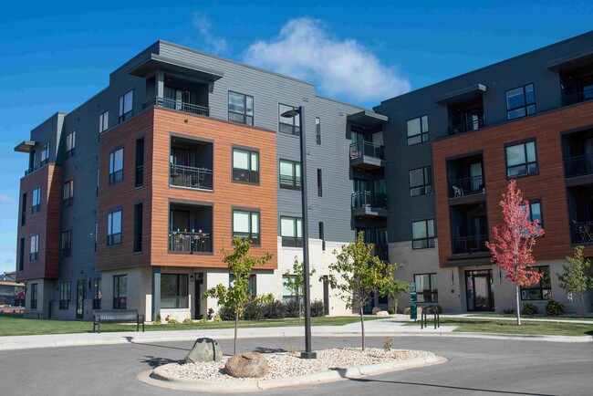 Building Photo - Oak Ridge at University Park Senior Apartm...