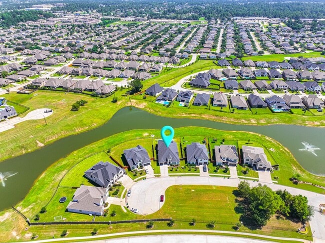 Building Photo - 25018 Pavonia Lake Ln