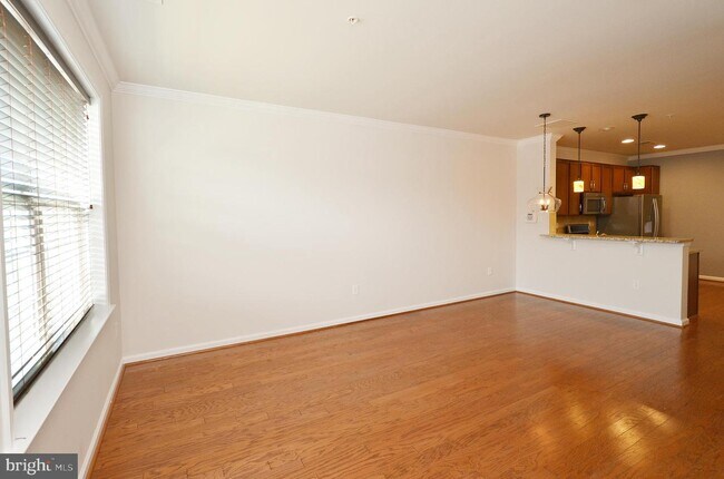 Building Photo - 22676 Ferncrest Terrace