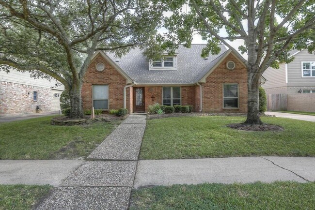 Foto del edificio - 12439 Piping Rock Dr