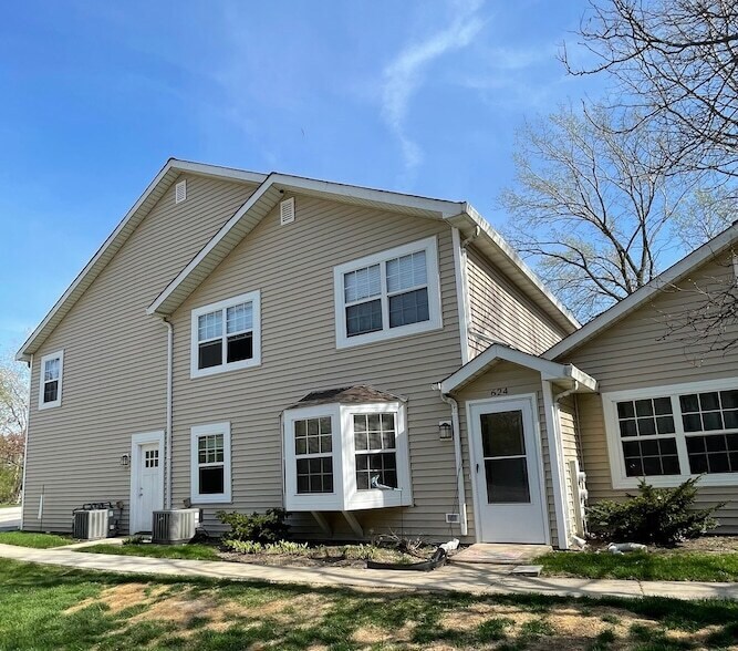 Foto principal - 624 N Lake Shore Dr