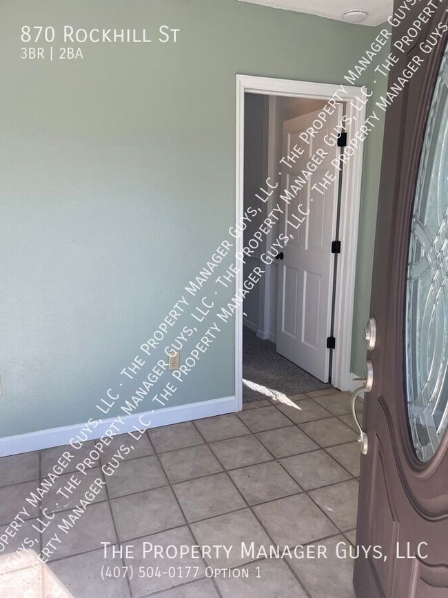 Foto del edificio - 3/1.5 For Rent in Deltona at $1500/mo