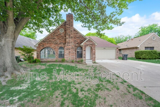 Foto del edificio - 6014 Meadowside Trail