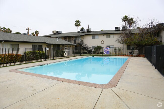 The Venetian Apartments Bakersfield Ca Apartments Com