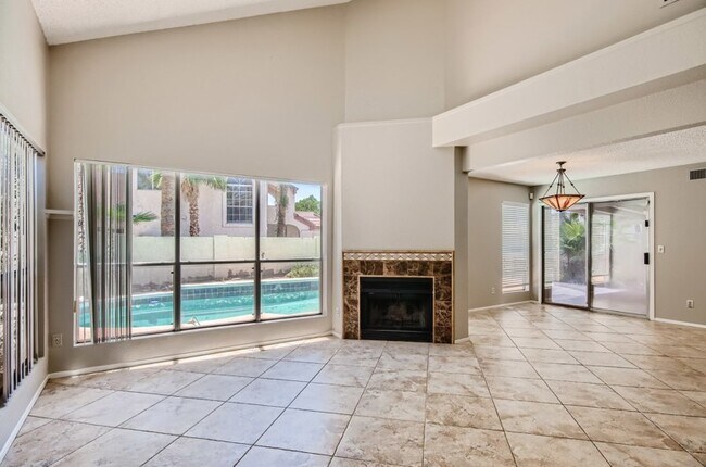 Foto del edificio - 1227 W Highland Street