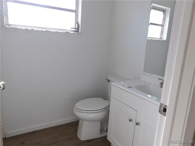 Foto del edificio - 5 New N Ct