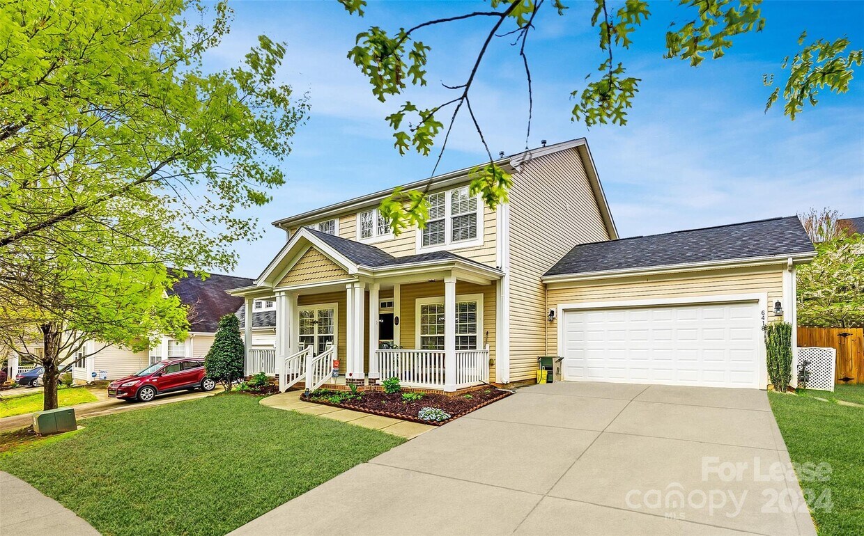 Primary Photo - 6418 Colonial Garden Dr