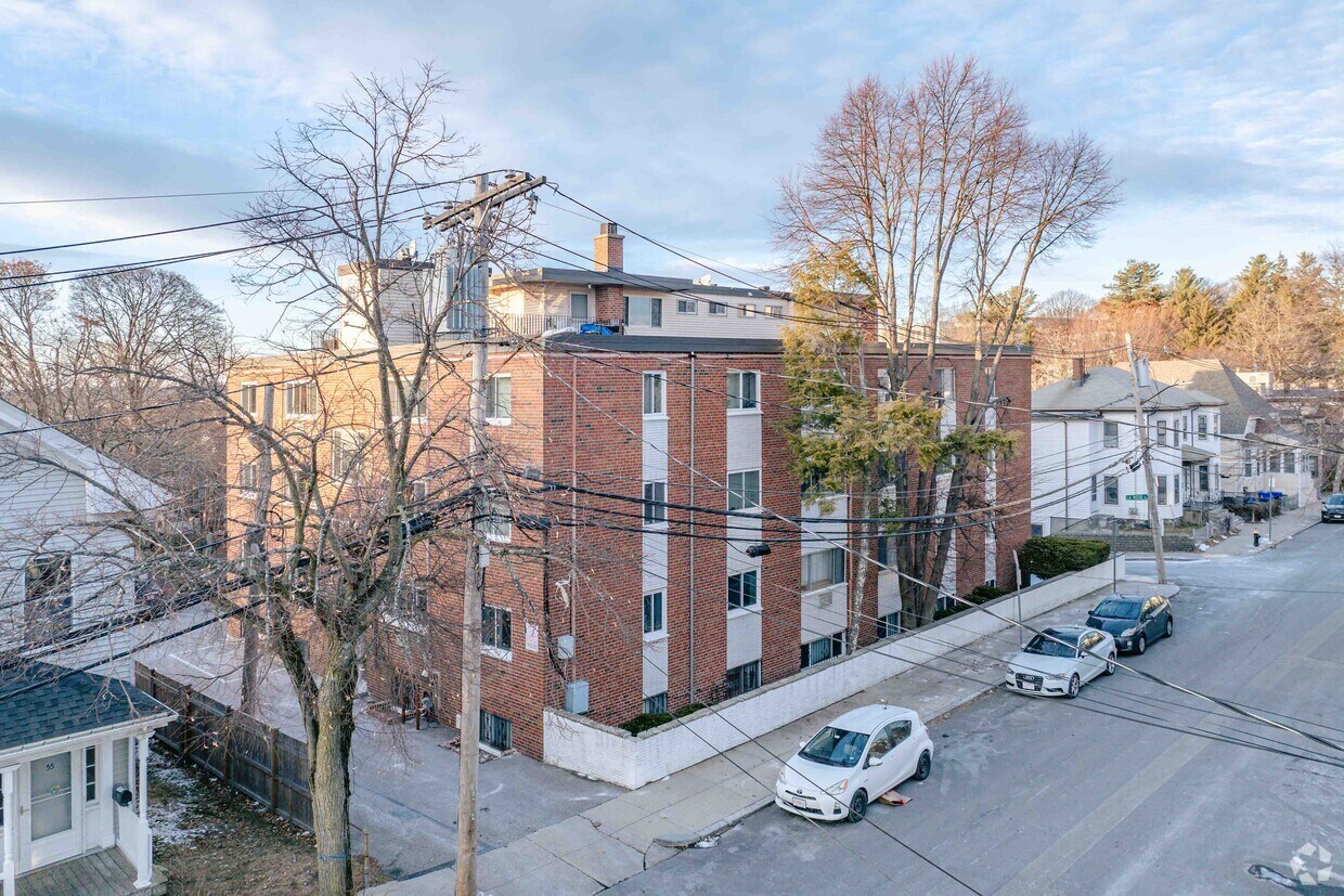 Primary Photo - 2 Larose Pl