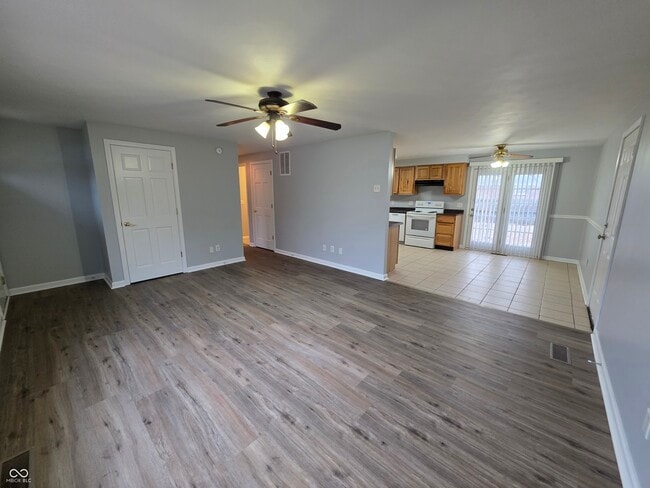 Building Photo - 1936 Heather Ct