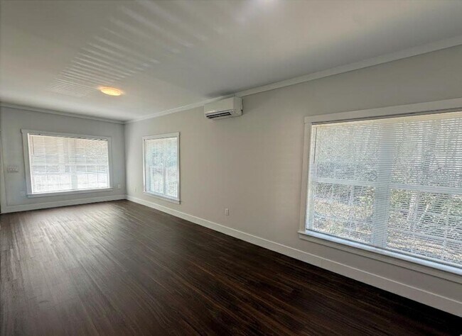 Foto del edificio - New Construction Rental-Black Mountain