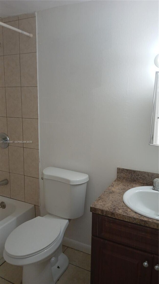 Foto del edificio - 3610 NW 21st St