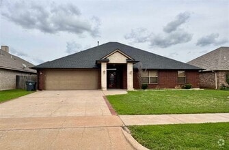 Building Photo - 1804 SW Driftwood Dr