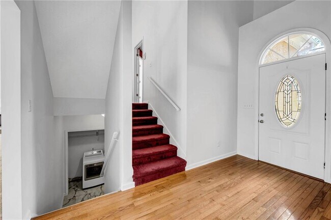 Building Photo - 1722 Brandon Lee Way SW