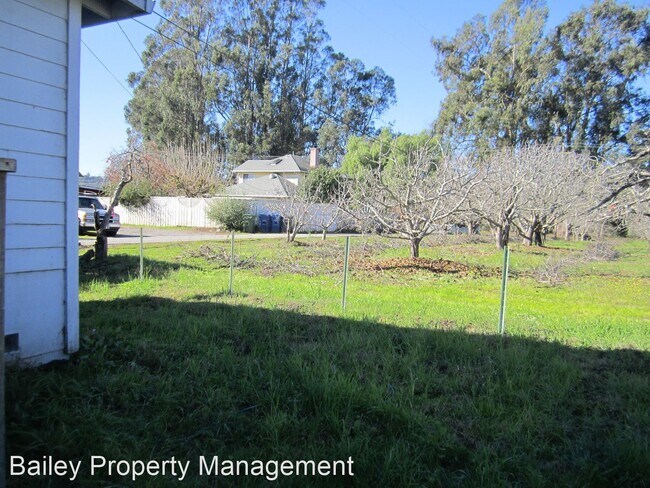 Building Photo - 1 br, 1 bath House - 1396 B Amesti Rd