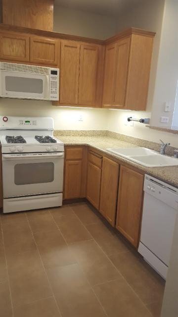 Foto del edificio - DUBLIN RANCH THE TERRACES 4th Floor 3br. 2ba., Gated Underground Parking!