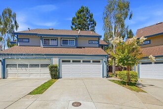 Building Photo - 22555 Kinst Ct