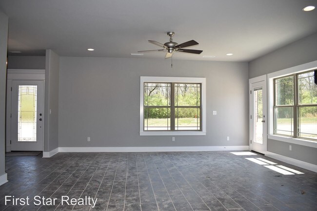 Foto del edificio - 3 br, 3.5 bath House - 603 N Salem Rd