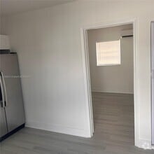 Building Photo - 30320 SW 149th Ave