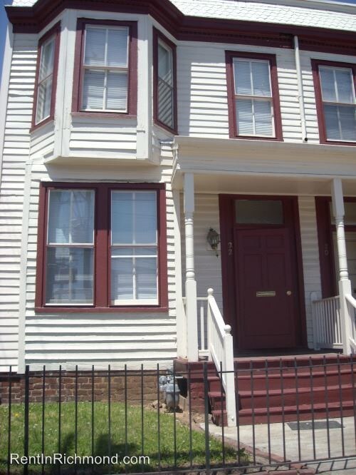 Primary Photo - 22 S Robinson St