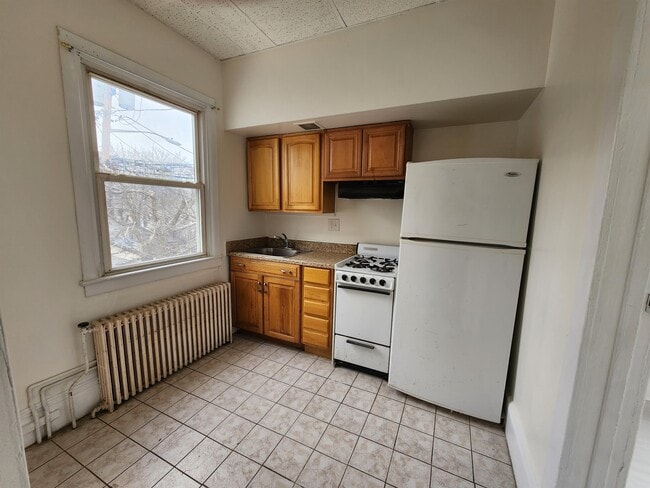 Building Photo - 6109 Jackson St