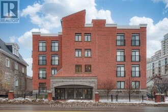 Building Photo - 458A King Edward Ave