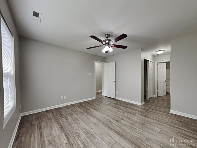 Foto del edificio - 6231 Salamander Run Ln