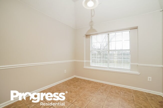 Building Photo - 3903 Esperance St