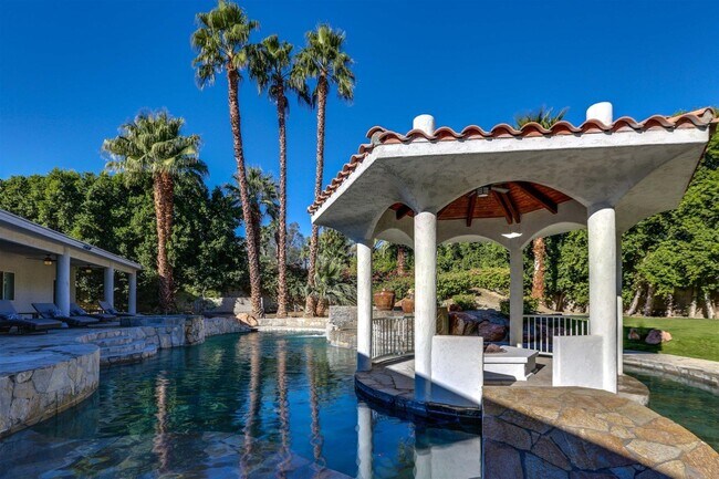 Building Photo - 72334 Desert Dr