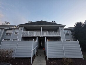 Building Photo - 2809 Waters Edge Dr