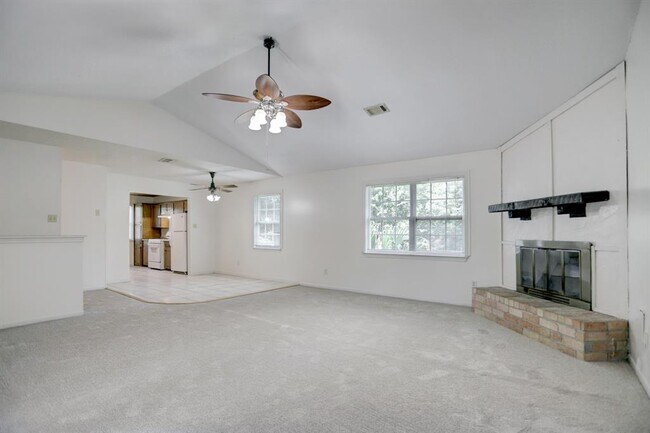 Building Photo - 2410 Marble Falls Dr
