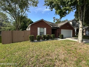Building Photo - 8126 Hilsdale Rd