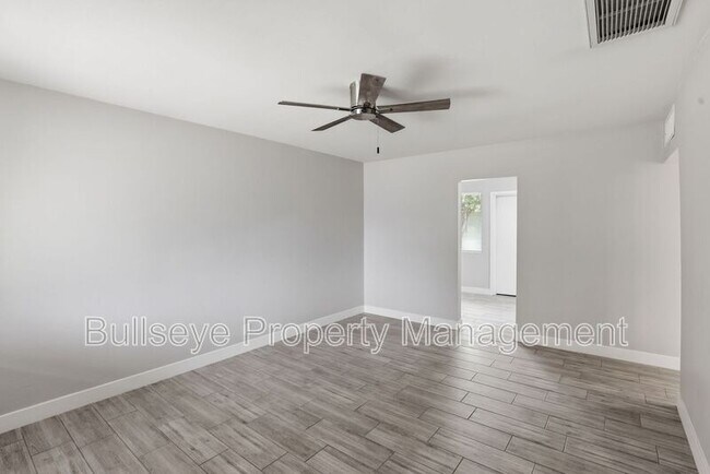 Foto del edificio - 1721 E Moreland St