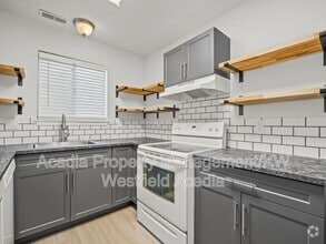 Building Photo - 945 S Freedom Blvd
