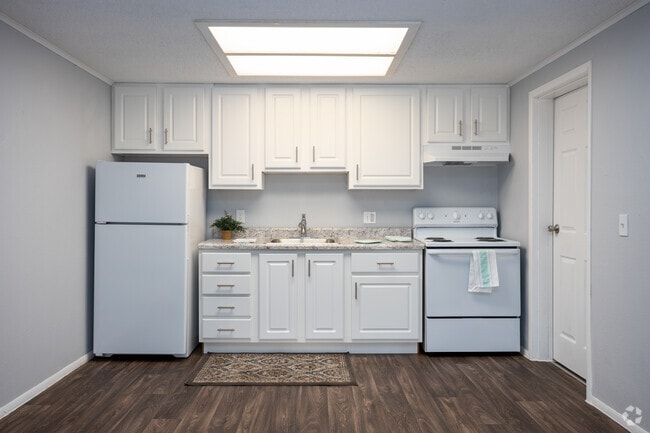 1HAB, 1BA - 576 ft² - Blueberry Hill