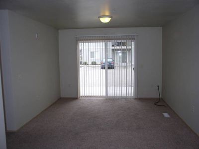 Primary Photo - 3311 N Lakeharbor Ln