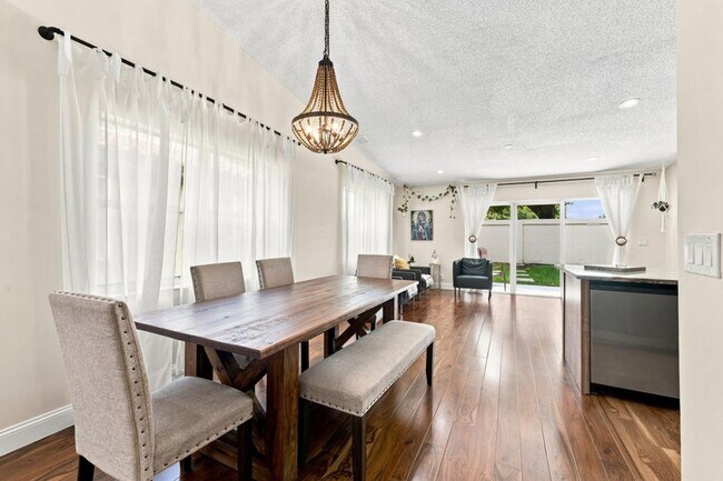 Foto del edificio - 4344 NW 1st St