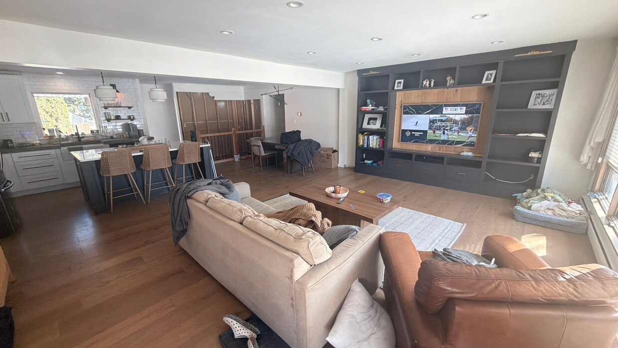 Building Photo - 3212 N 104th St