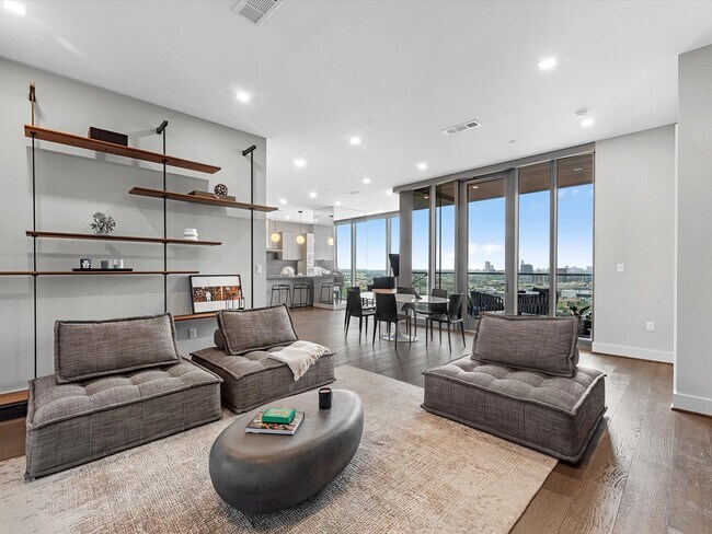 Foto del edificio - 1711 Allen Pkwy