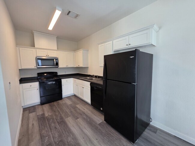 Foto del edificio - 3/2/2-Oakdale Floorplan