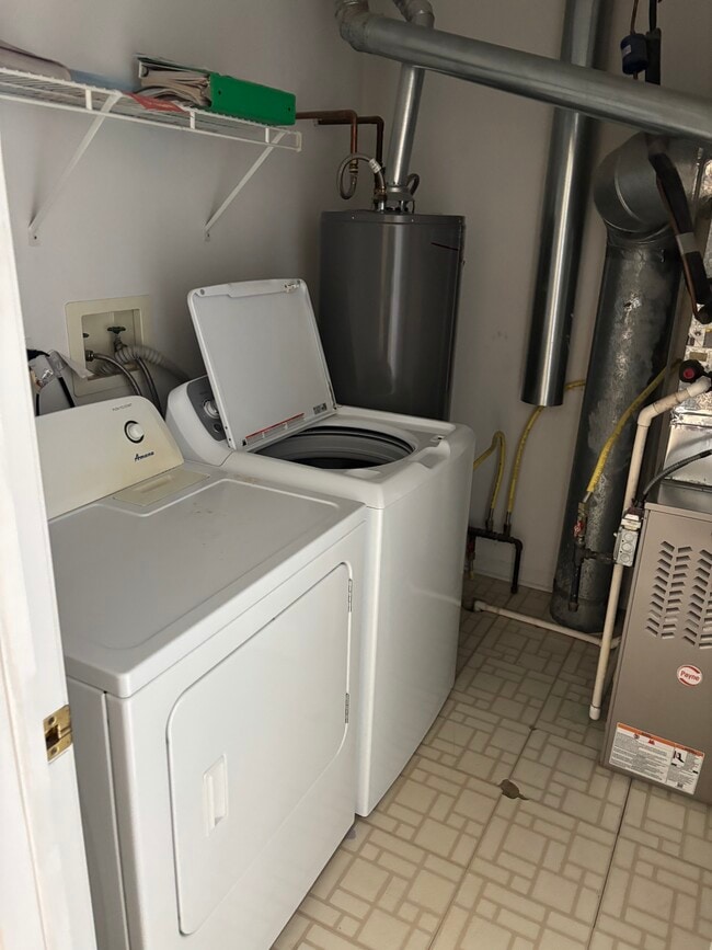 Foto del edificio - 129 Polaris Dr