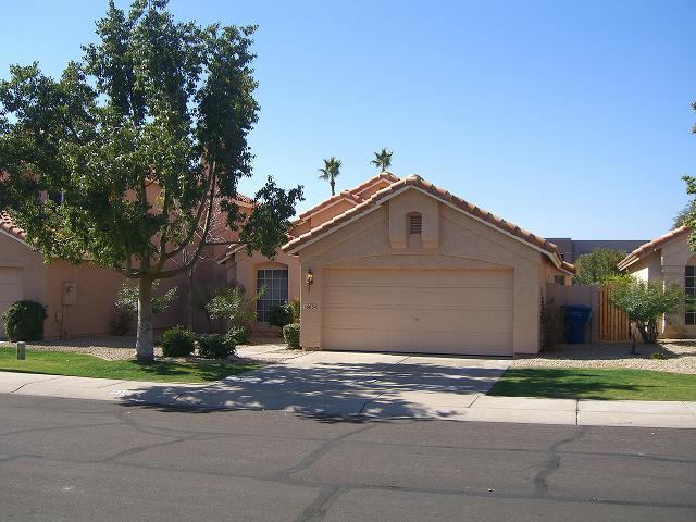 Front of House - 16634 S 32nd Plz