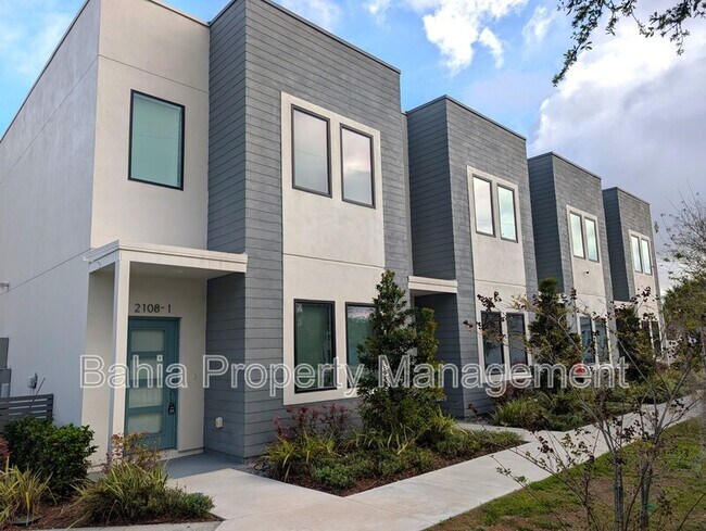 Foto del edificio - 2108 E 22nd Ave.